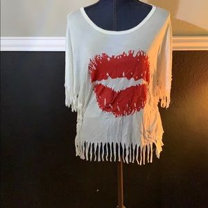 White shirt with red lips